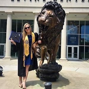 Meet your Posher, Jaclyn