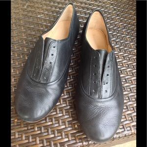 Koolaburra leather flats