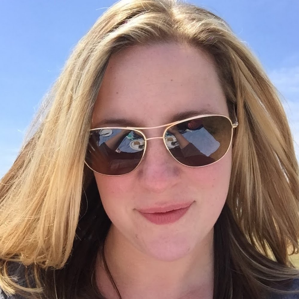 Meet your Posher, Jennifer