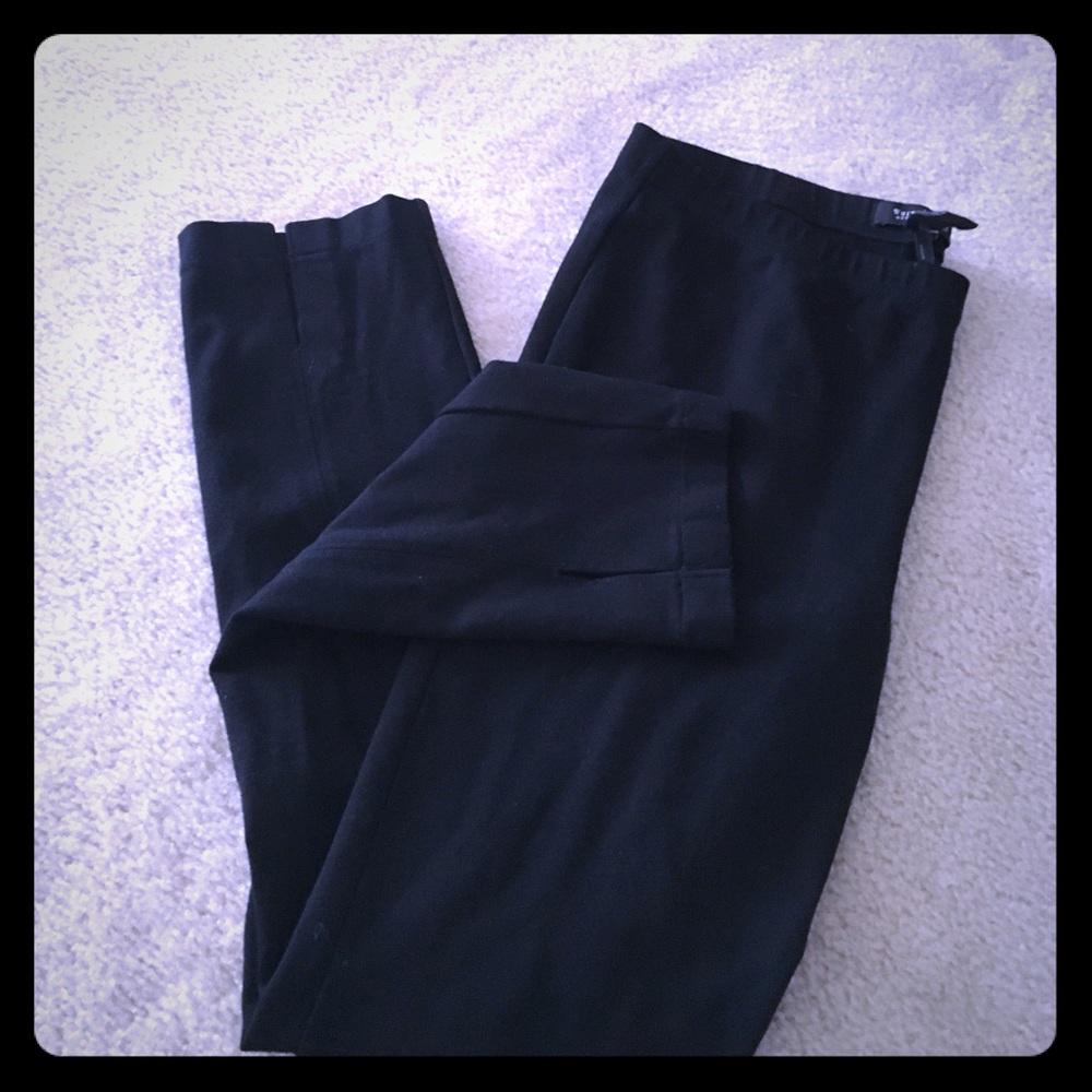 White House Black Market Legging. Barely worn.