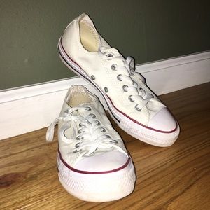 White low top converse