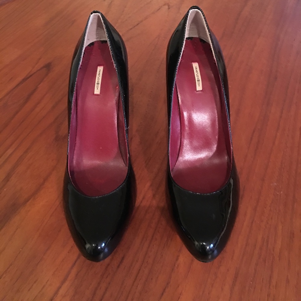 Max StudioBlack Patent leather pumps 81/2 M