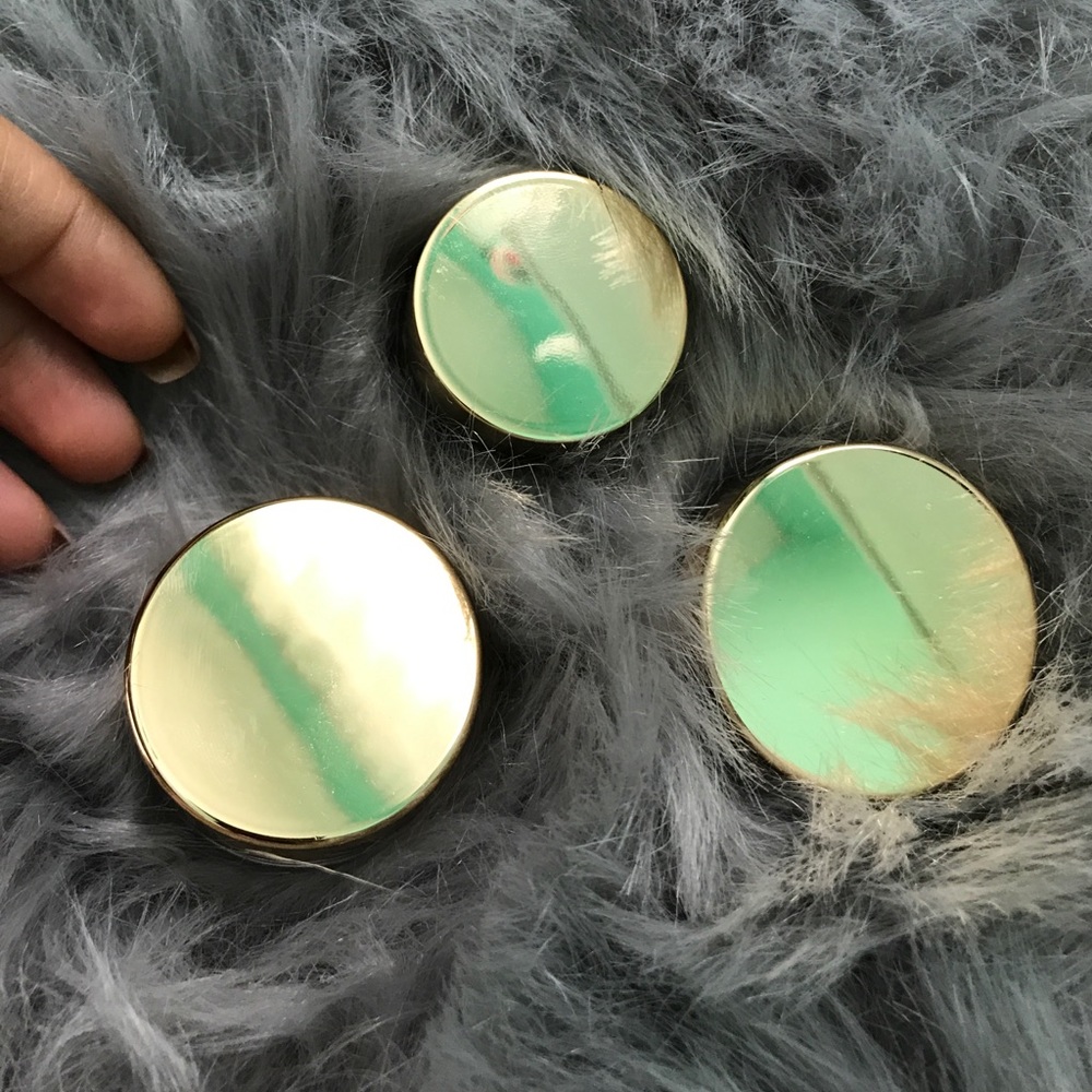 Kylie K creme eyeshadow (birthday edition)