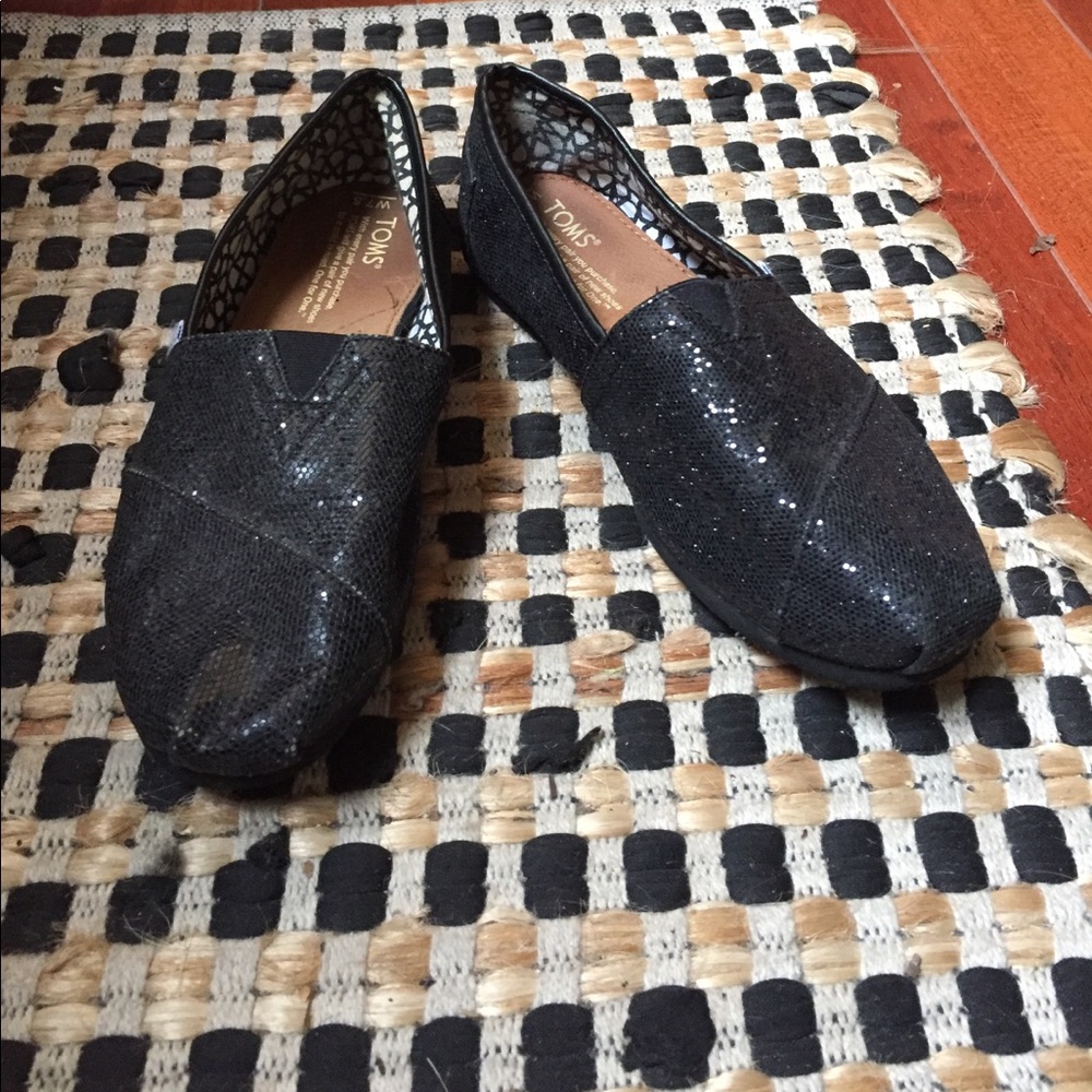 Black sparky Toms