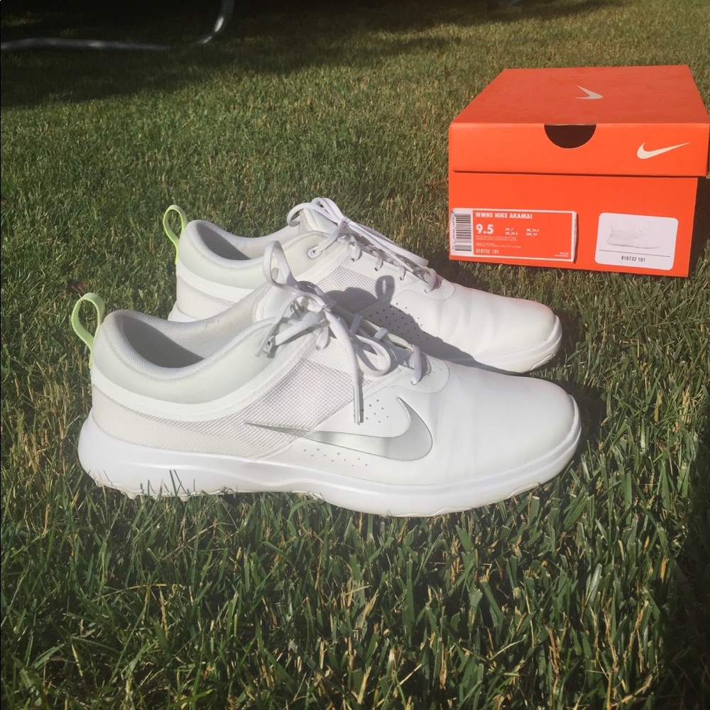 NIKE GOLF SHOES AKAMAI
