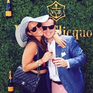 Meet your Posher, Briton