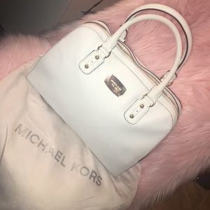 Beautiful AUTHENTIC Michael Kors bag