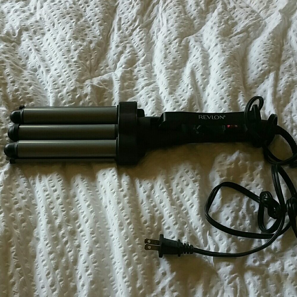 Revlon jumbo 3 barrel waver