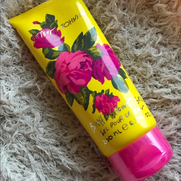 Betsey Johnson original fragrance shower gel - Picture 1 of 2