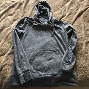 Men's long sleeved hooded tshirt