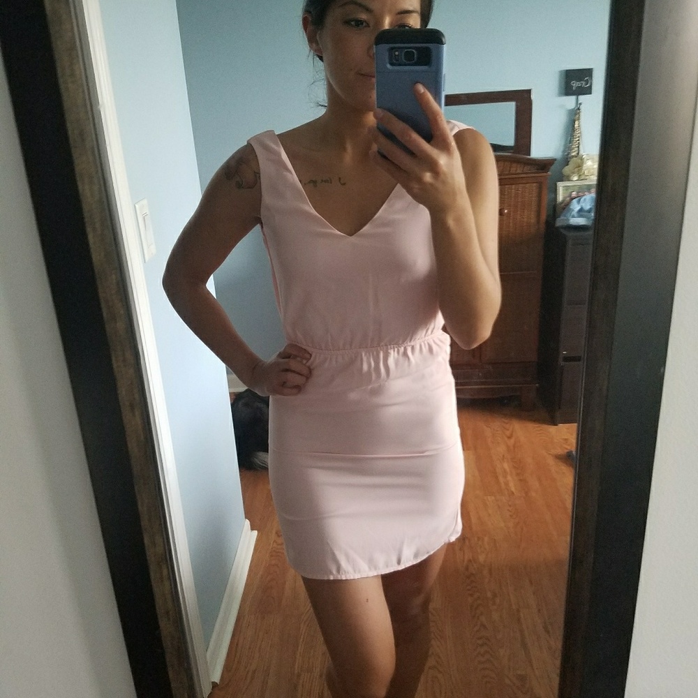 NWT VBack Tobi dress