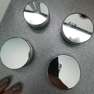 Kylie cosmetics holiday collection eyeshadow