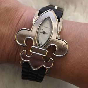 NWT Geneva fleur de lis silicone watch