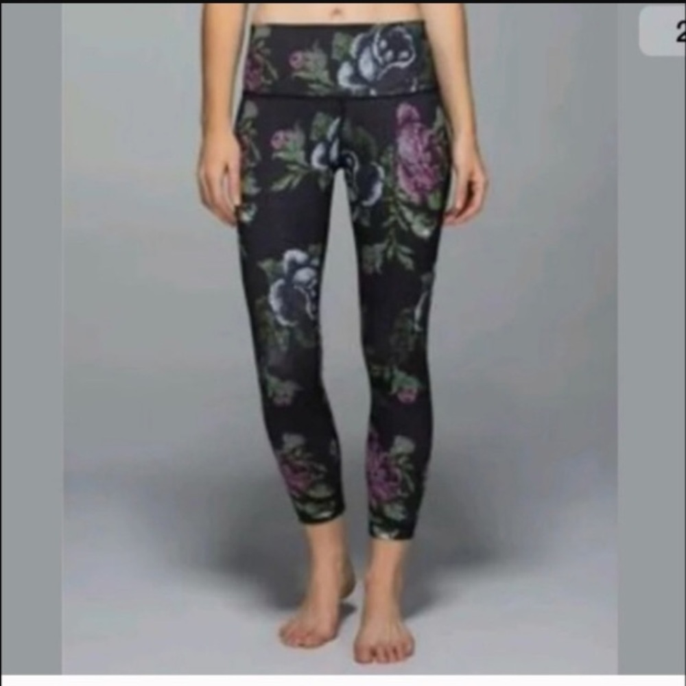 Lululemon high times crops