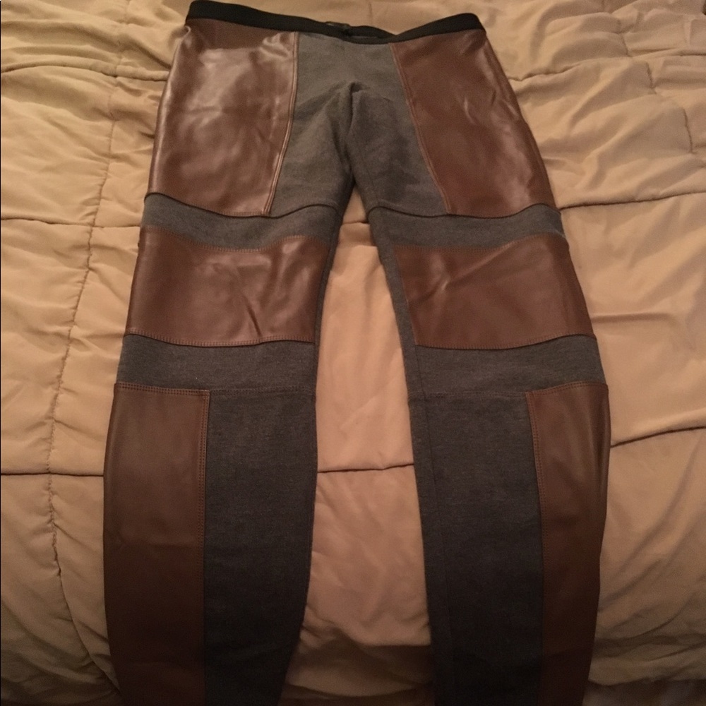 BcbgMaxAzria Chase patch Leggings