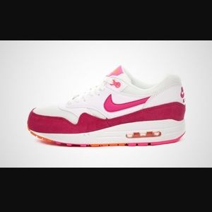 Brand new air max 1! Hot pink and white.
