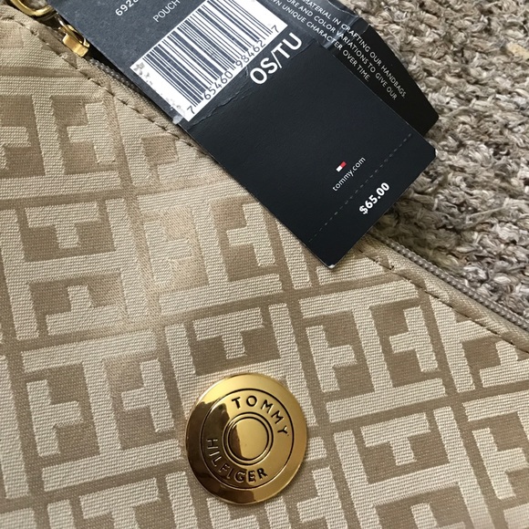 Tommy Hilfiger purse - Picture 2 of 3
