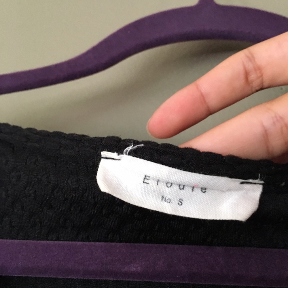 Black mini dress - Picture 2 of 3