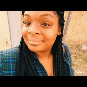 Meet your Posher, Destiny