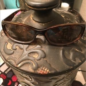 Gucci sunglasses PRICE FIRM bundle to save