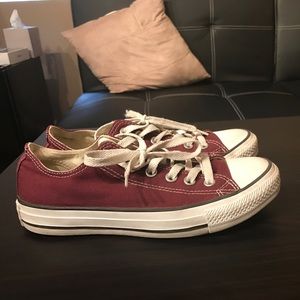 Boys Maroon Converse