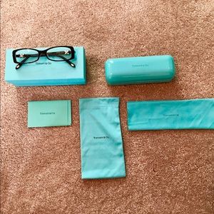 Tiffany Glasses Set