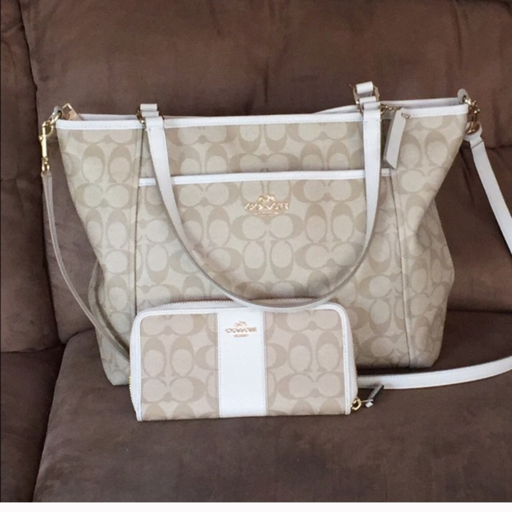 Coach bag and matching wallet