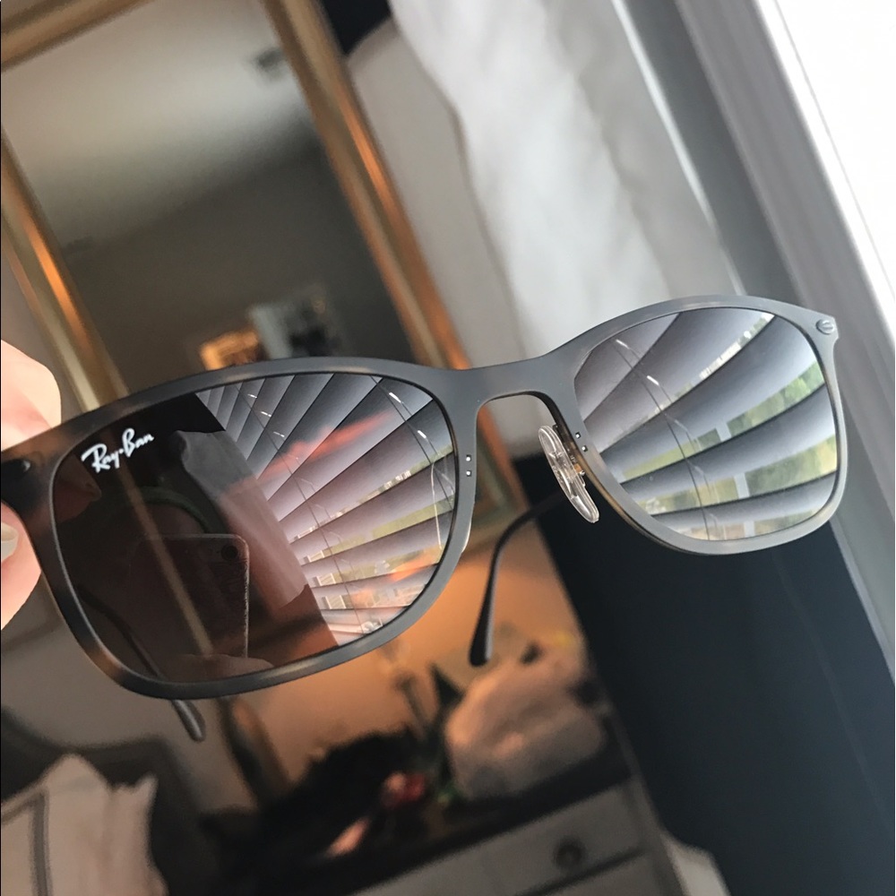 New Wayfarer Light Ray