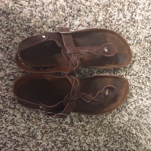 Cute little Birkenstock like sandals.