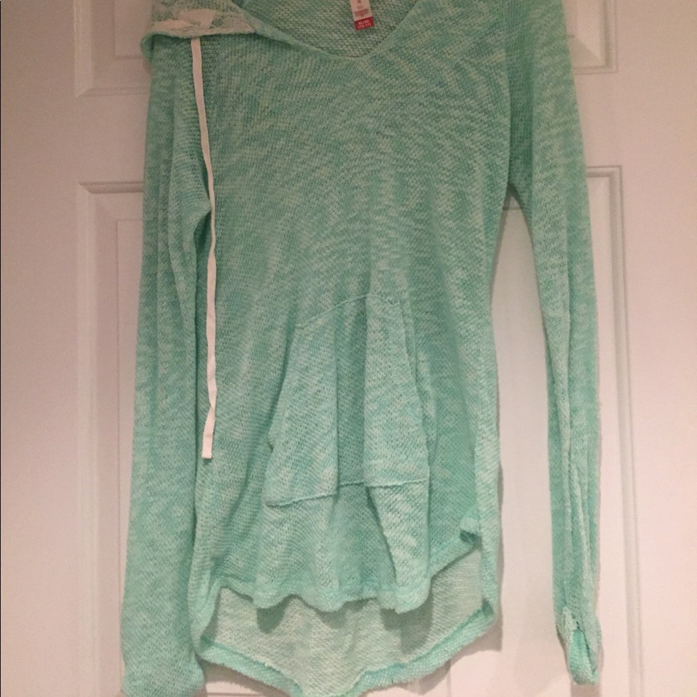 Thin hoodie