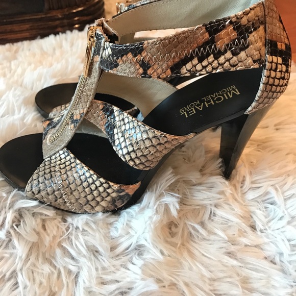 Michael Kors Shoes - Michael Kors zip up heels