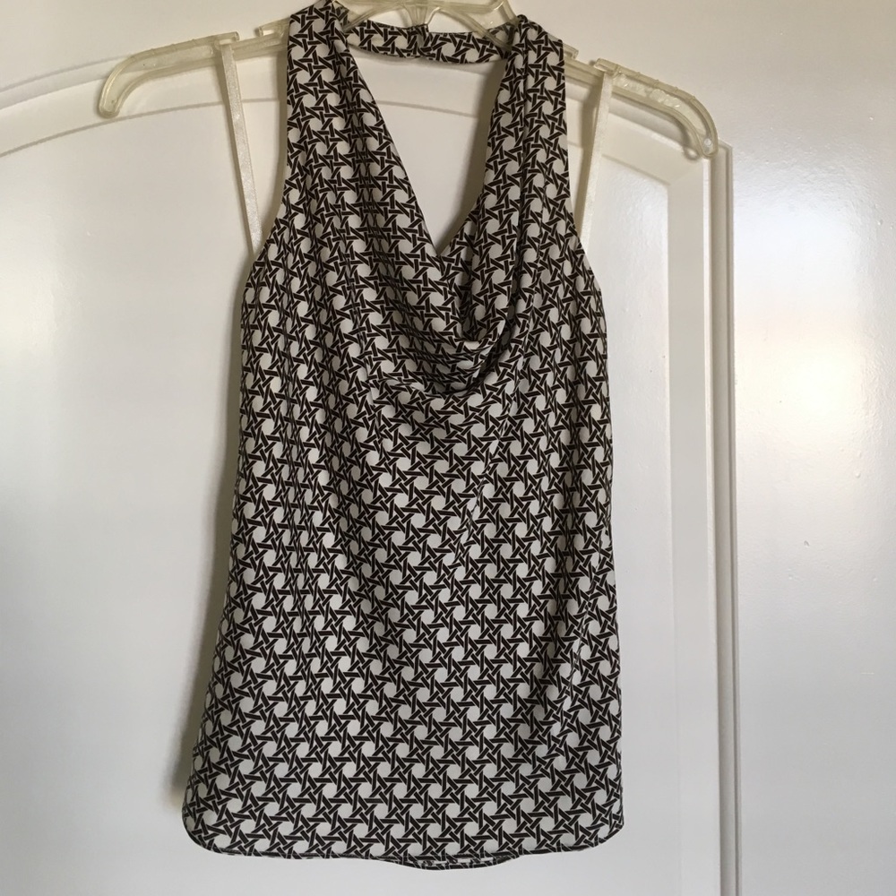 Geometric pattern halter top