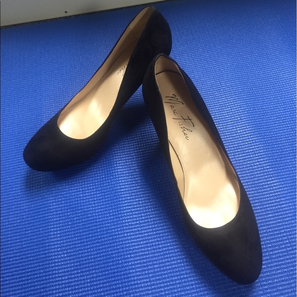 Marc Fisher Heels - Only Worn Once! - Picture 4 of 4