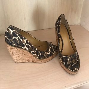 NWOT Nine West Leopard peep toe wedges