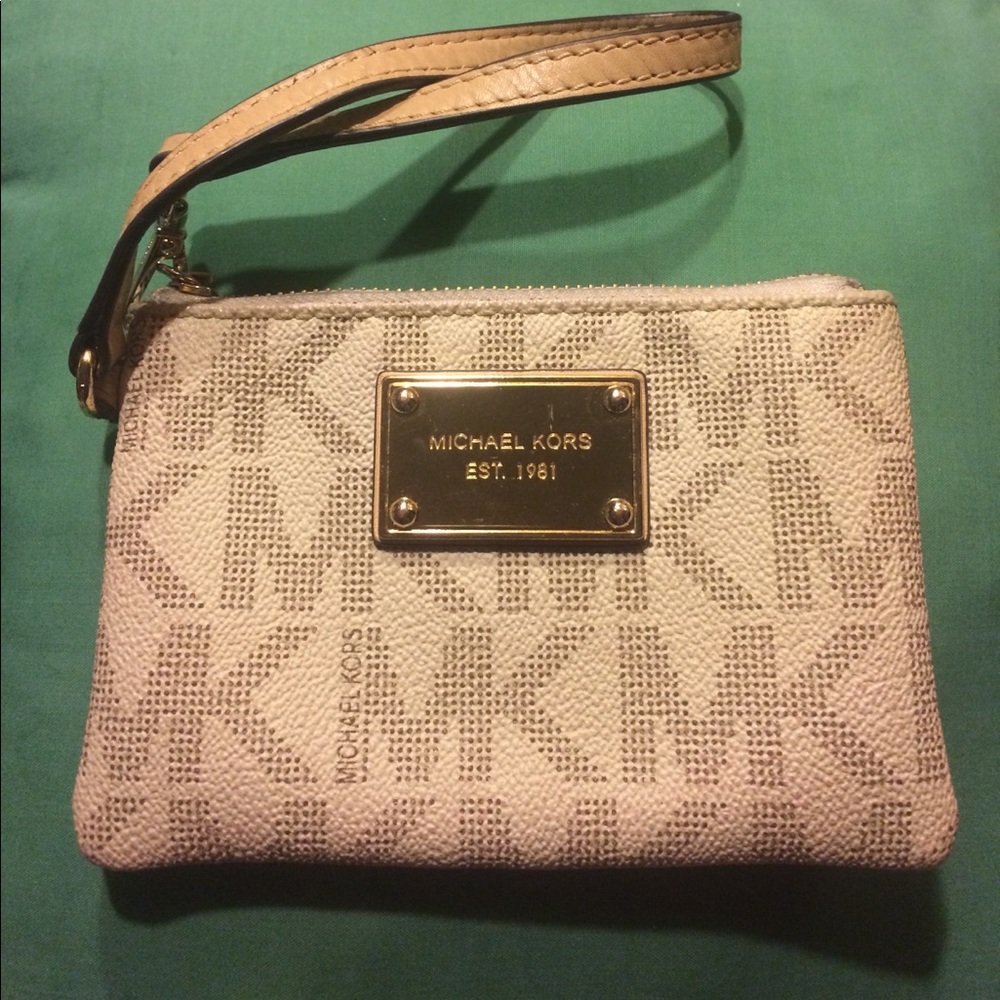Michael Kors Wristlet