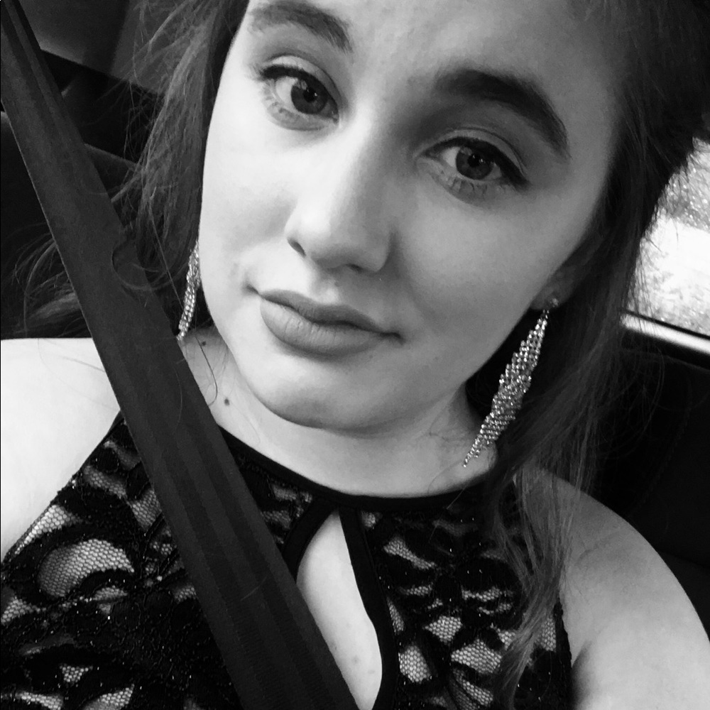 Meet your Posher, Kelsey
