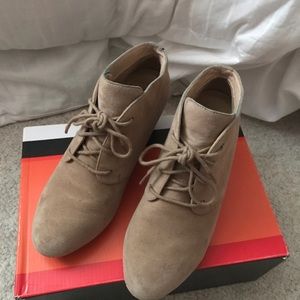 Vionic Elevated Becca Light Tan