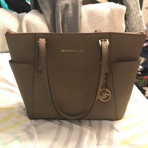 Michael Kors tote!