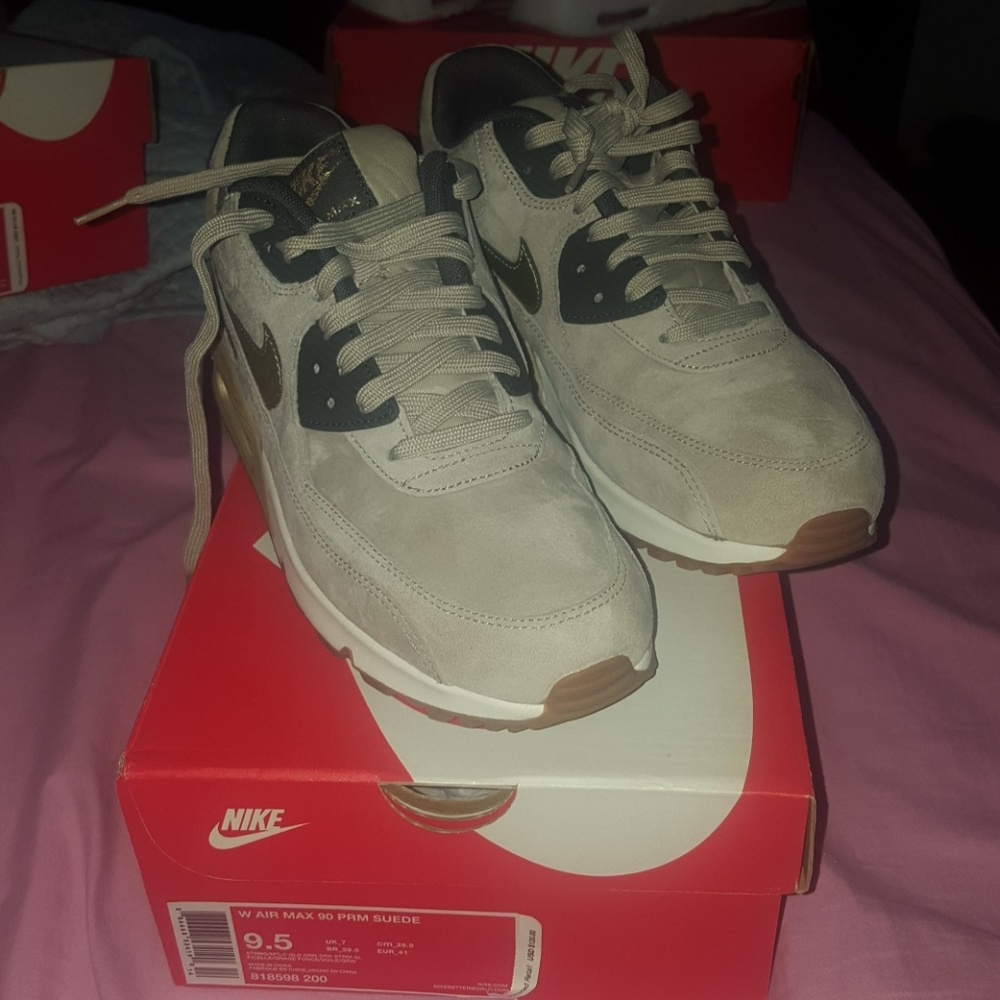 Wmns nike 90