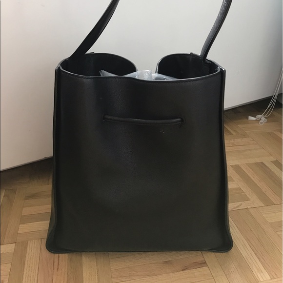 Sold! Large bucket bag - Picture 3 of 5