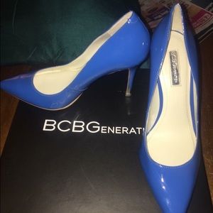 BCBG blue Treasure Pumps
