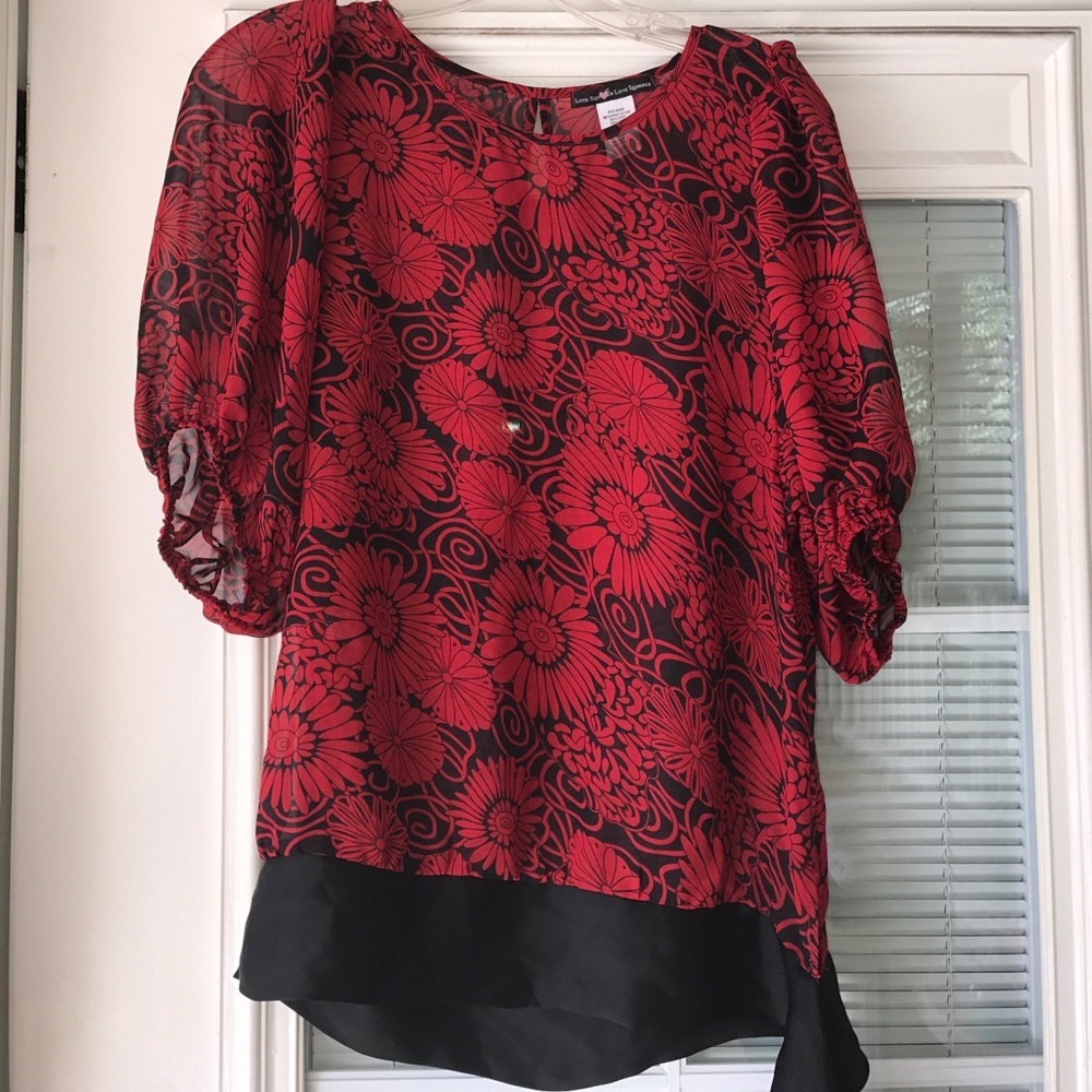BEAUTIFUL Flower Blouse Size M ✨Great Condition✨
