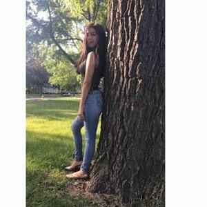 Meet your Posher, Noraly