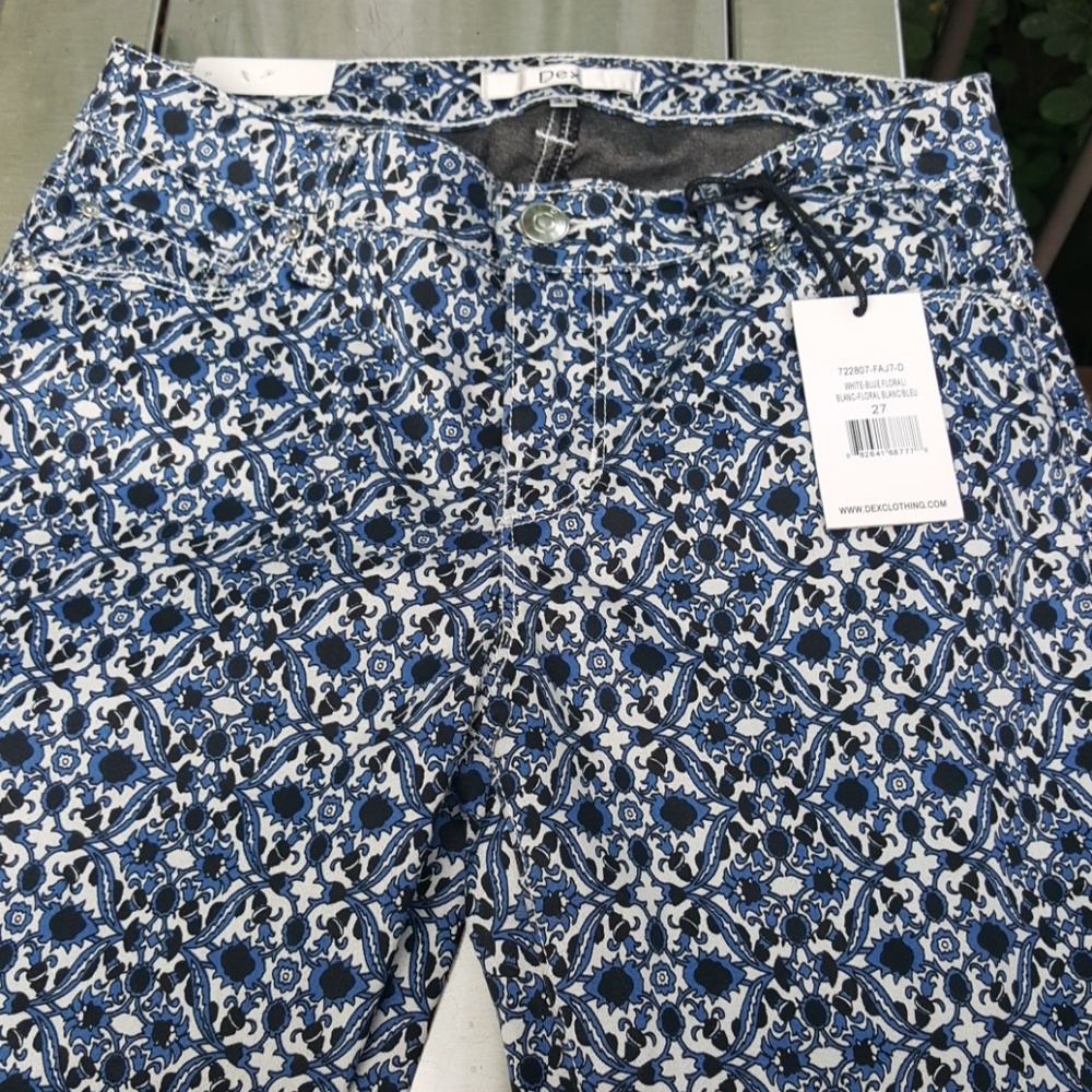 NWT white blue floral pant