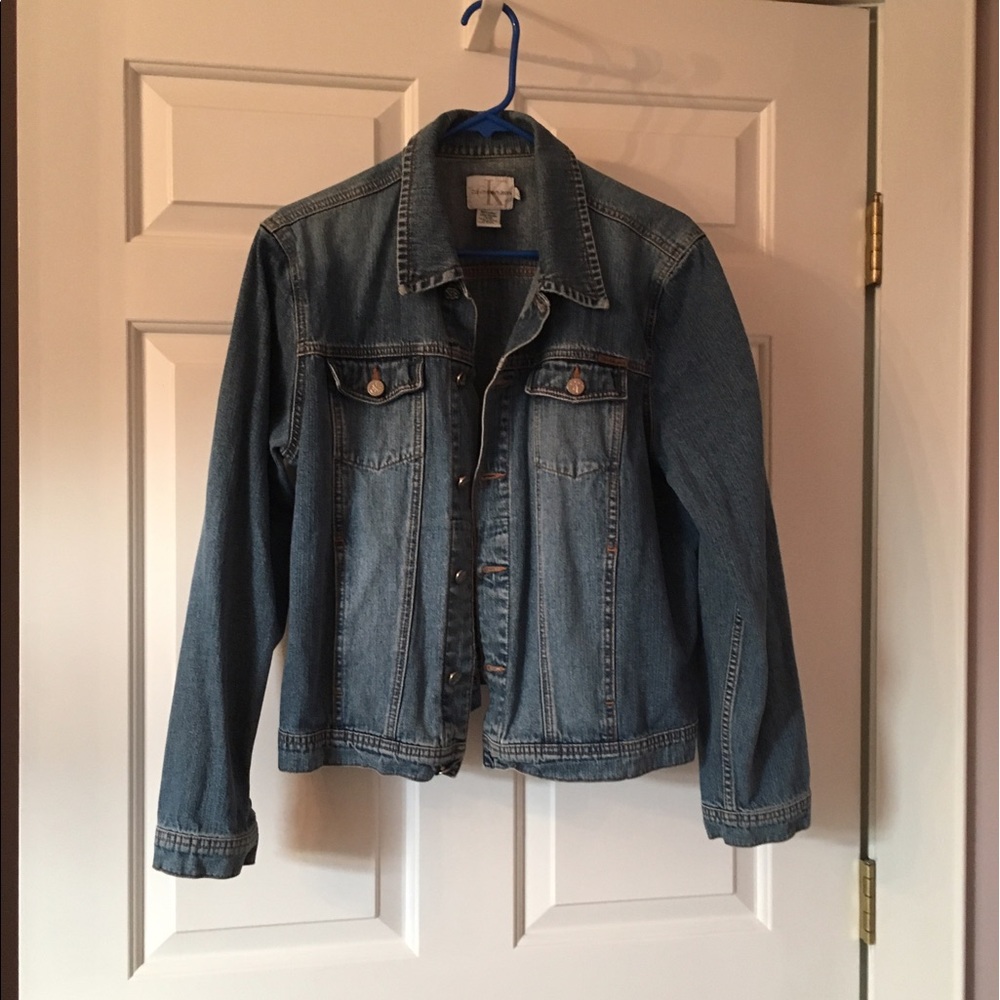 Women's jean jacket