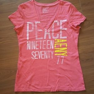 American Eagle V neck