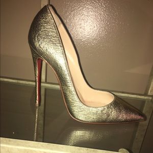 Christian loubs heels so kate