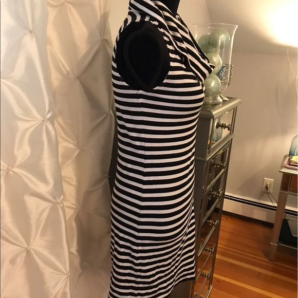 Flash Sale ⚡️Black/white striped Cowl  neck tunic - Picture 2 of 3