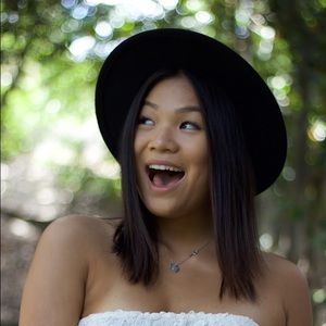 black wool fedora brim hat