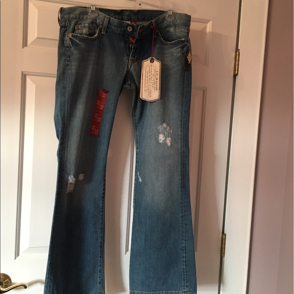 NWT... Lucky Brand women's jeans